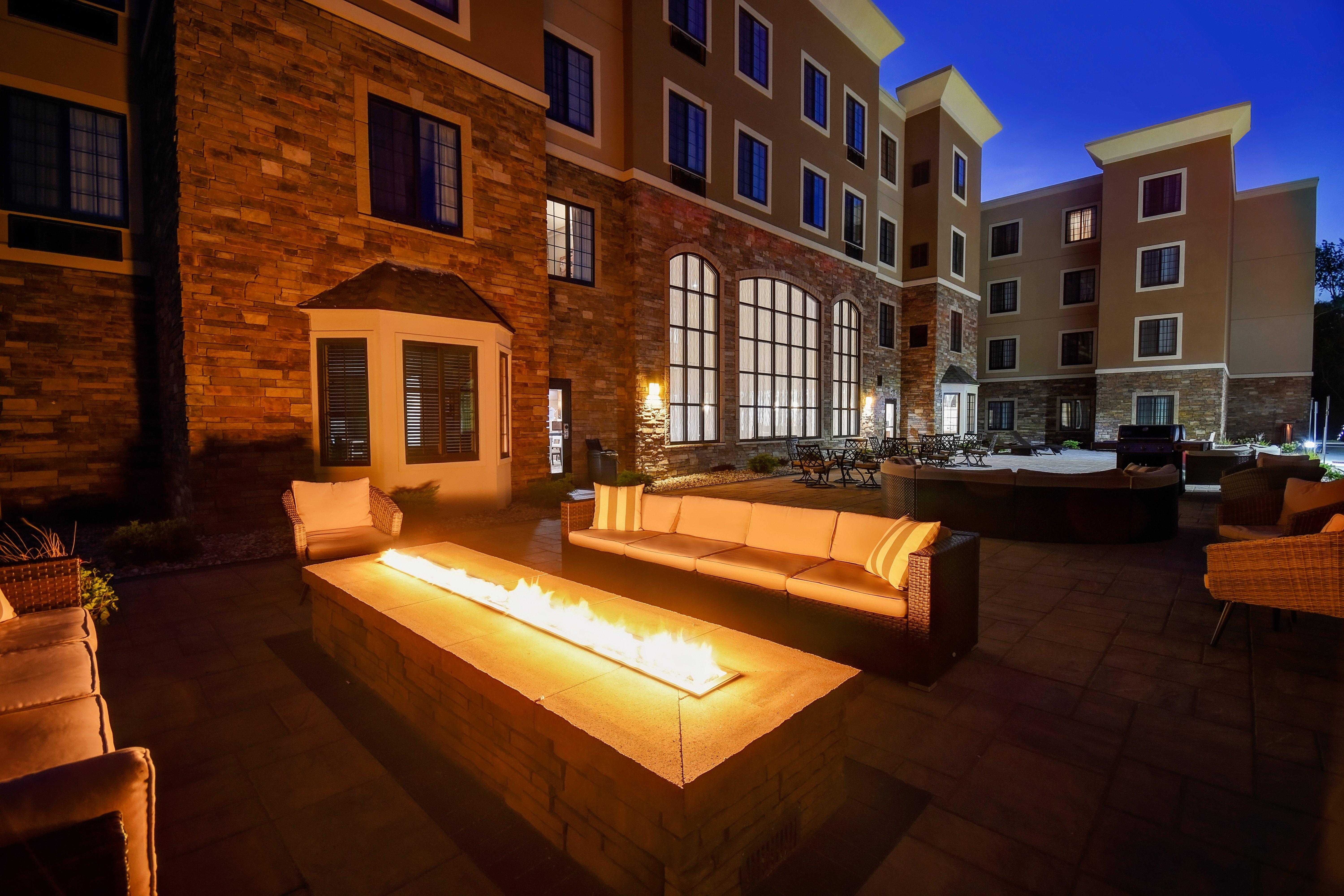 Staybridge Suites - Holland By Ihg Dış mekan fotoğraf