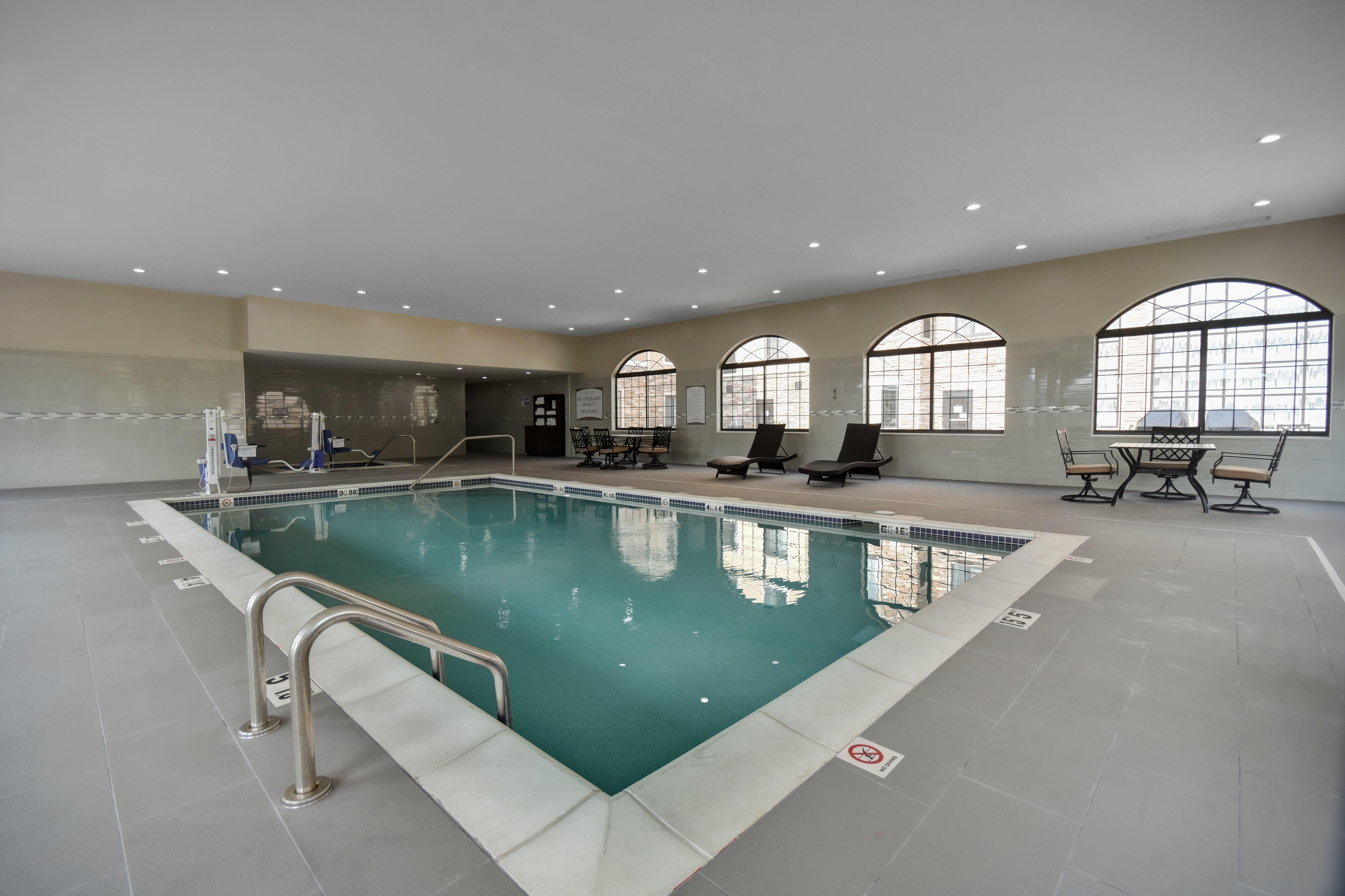 Staybridge Suites - Holland By Ihg Dış mekan fotoğraf